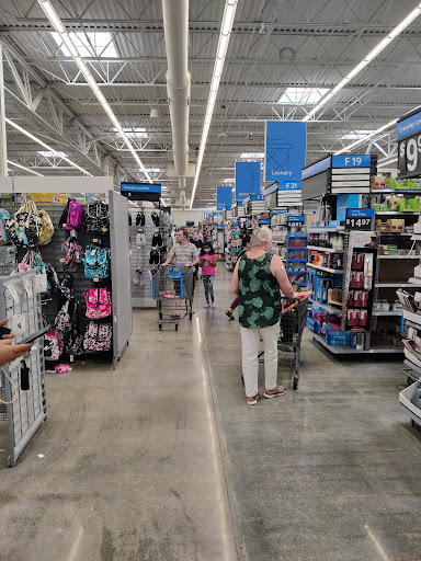 Department Store «Walmart Supercenter», reviews and photos, 45415 Dulles Crossing Plaza, Sterling, VA 20166, USA