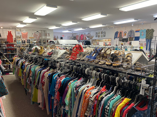 Boutique «Bearly Used Boutique», reviews and photos, 350 W Main St, Mount Joy, PA 17552, USA