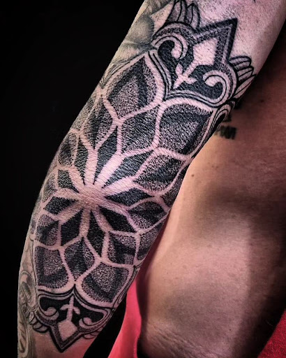 Explore tattoo ideas for multiple names, creative tattoo ideas in Oxnard, available at Downtown Tattoo & Body Piercing