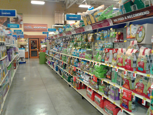 Pet Supply Store «PetSmart», reviews and photos, 3610 Rosecrans St, San Diego, CA 92110, USA