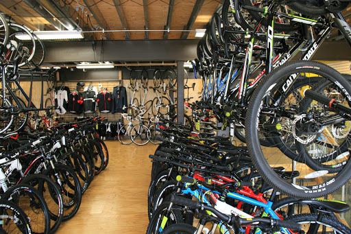 Bicycle Repair Shop «PRO BIKE+ South Hills», reviews and photos, 102 Fort Couch Rd, Pittsburgh, PA 15241, USA