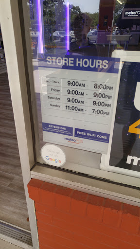 Cell Phone Store «MetroPCS Authorized Dealer -TMW», reviews and photos, 9354 Oakhurst Rd, Seminole, FL 33776, USA