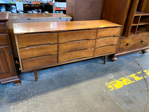 Used Furniture Store «Greater Cleveland Habitat for Humanity ReStore», reviews and photos