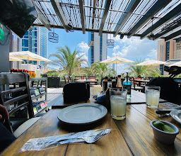 Las Alitas Centro photo