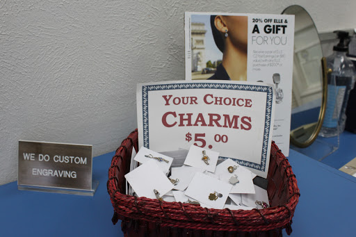 Jewelry Store «Texas Jewelry, Inc», reviews and photos, 2662 N Josey Ln #224, Carrollton, TX 75007, USA