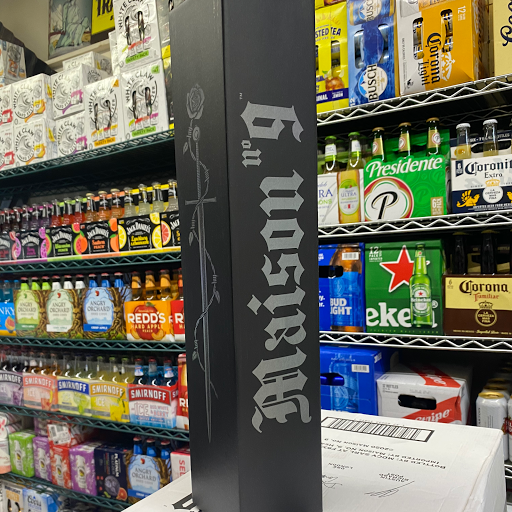 Liquor Store «Myrtle Beach Liquor», reviews and photos, 2010 N Kings Hwy suite A, Myrtle Beach, SC 29577, USA