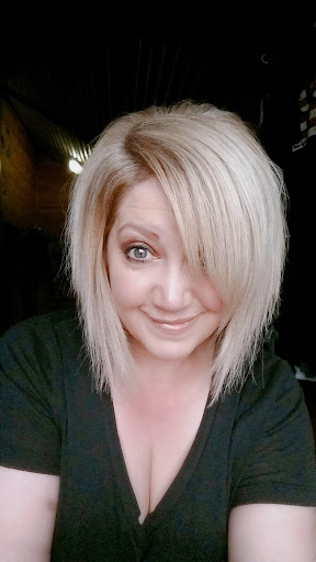 Hair Salon «Fantastic Sams Cut & Color», reviews and photos, 923 10th St, Floresville, TX 78114, USA