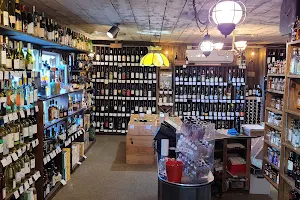 Pomfret Wine and Spirits LLC. image