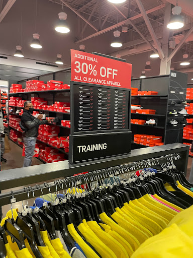 Sporting Goods Store «Nike Factory Store», reviews and photos, 447 Great Mall Dr #484, Milpitas, CA 95035, USA