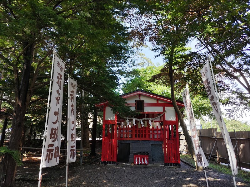 豊受稲荷神社(湯倉神社境内社)