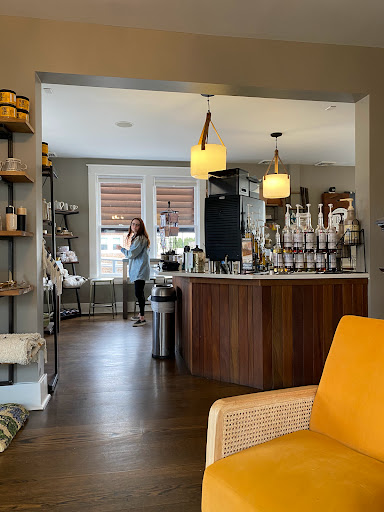 Bakery «Desserts Etc., by The Hershey Pantry», reviews and photos, 840 E Chocolate Ave, Hershey, PA 17033, USA