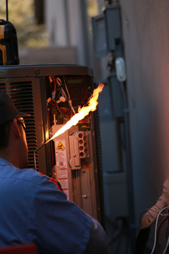 Air Conditioning Contractor «Day & Night Air Conditioning, Heating & Plumbing», reviews and photos, 2136 E Indian School Rd, Phoenix, AZ 85016, USA