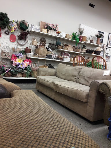Thrift Store «Yelm Goodwill», reviews and photos, 906 E Yelm Ave, Yelm, WA 98597, USA