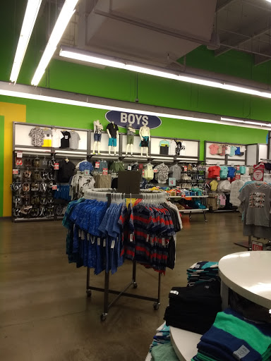 Clothing Store «Old Navy», reviews and photos, 9155 W Stockton Blvd, Elk Grove, CA 95758, USA