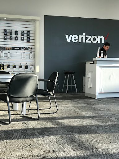 Cell Phone Store «GoWireless Verizon Authorized Retailer», reviews and photos, 4017 Pacific Ave SE, Lacey, WA 98503, USA