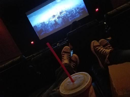 Movie Theater «Regal Cinemas Largo Mall 8», reviews and photos, 10500 Ulmerton Road East, Largo, FL 33771, USA