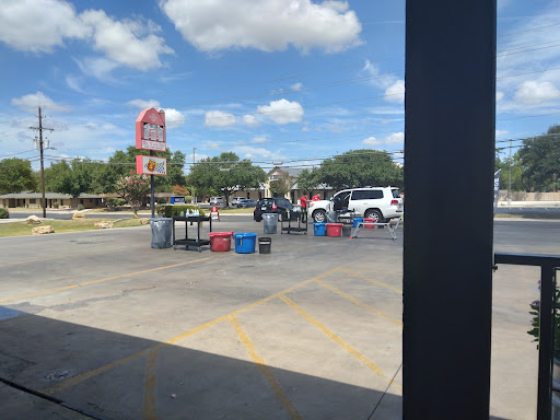 Car Detailing Service «The Wash Tub», reviews and photos, 1200 Thorpe Ln, San Marcos, TX 78666, USA