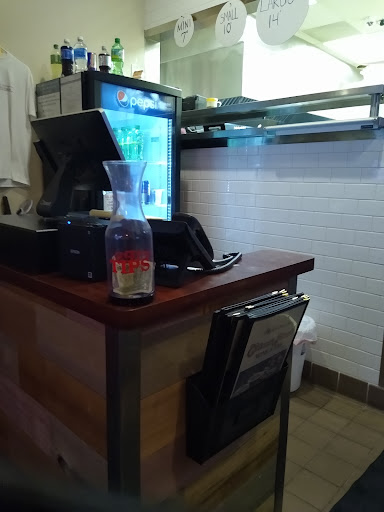 Shopping Mall «Silver Lake Village Shopping Center», reviews and photos, Silver Lake Rd NE, St Anthony, MN 55421, USA