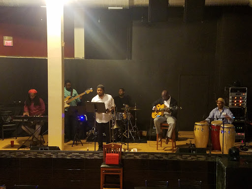 Concert Hall «Smooth Fox», reviews and photos, 51 S Grove Ave, Elgin, IL 60120, USA