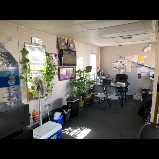 Used Car Dealer «The Lot Auto Sales», reviews and photos, 538 E Pacific Coast Hwy, Long Beach, CA 90806, USA