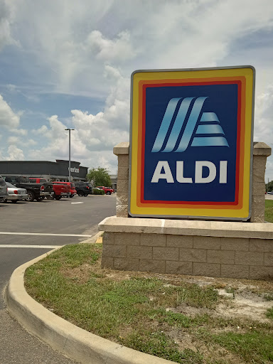 Grocery Store «Aldi Food Market», reviews and photos, 2133 US-92, Auburndale, FL 33823, USA