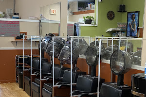 Dominican Paradise Unisex Beauty Salon