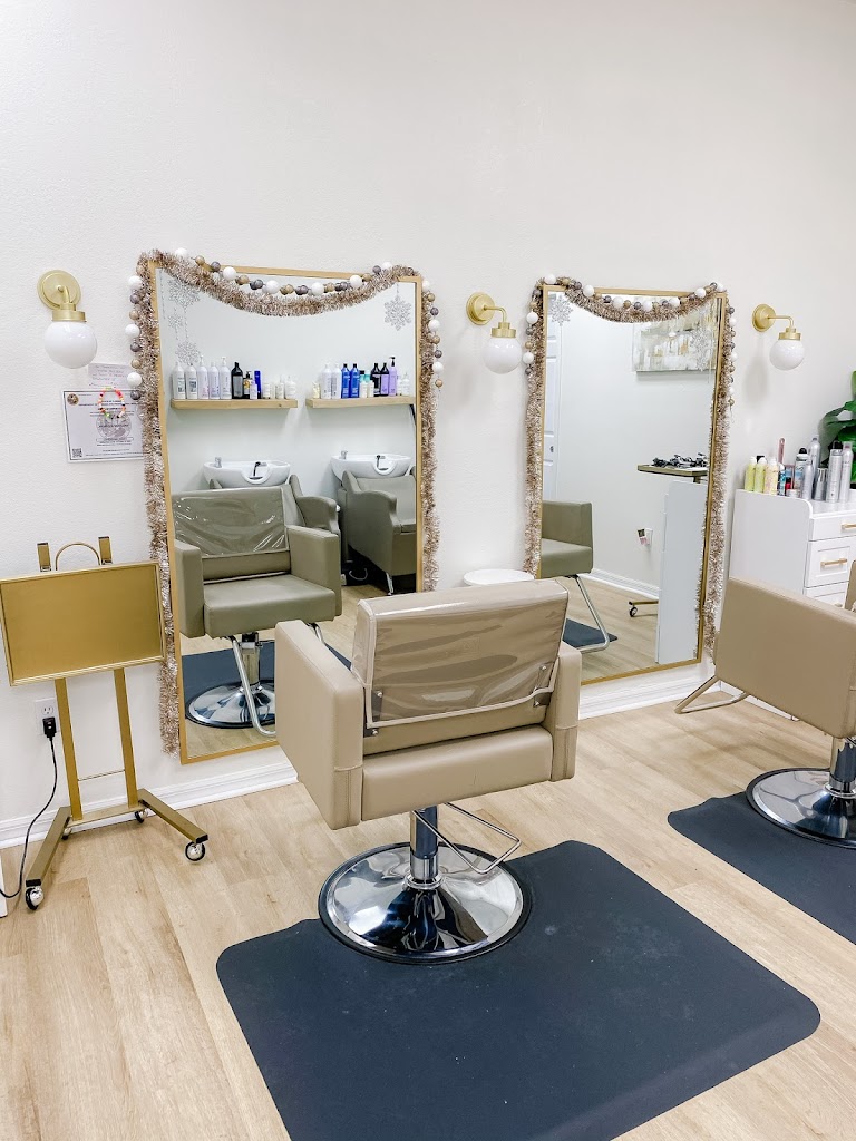Lavish Beauty Lounge / Blendz Barbershop 33830