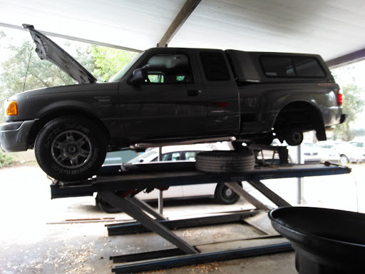 Auto Repair Shop «Auto Air Specialist», reviews and photos, 86 Courtland Blvd, Deltona, FL 32738, USA