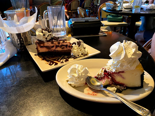 Restaurant «The Cheesecake Factory», reviews and photos, 2075 North Point Cir, Alpharetta, GA 30022, USA