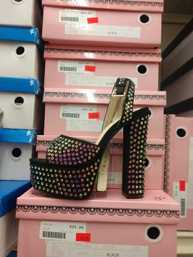 Boot Store «AJ Shoes», reviews and photos, 722 SW Military Dr, San Antonio, TX 78221, USA