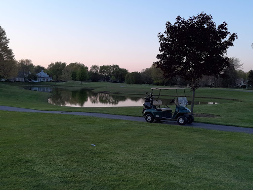 Golf Course «Rob Roy Golf Course», reviews and photos, 505 E Camp McDonald Rd, Prospect Heights, IL 60070, USA