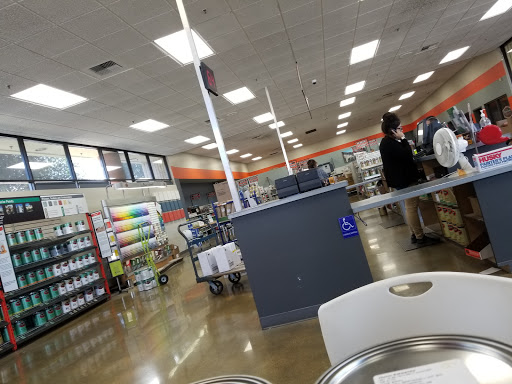 Paint Store «Dunn-Edwards Paints - Hoover», reviews and photos, 2001 S Hoover St, Los Angeles, CA 90007, USA