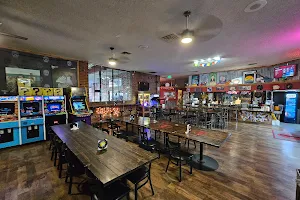 Fratelli's Pizza Parlor image