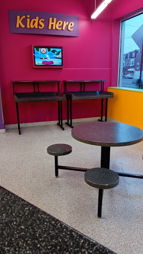 Laundromat «Festiva Laundry», reviews and photos, 701 Columbia Ave, Lancaster, PA 17603, USA