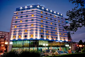 Aqua Hotel image