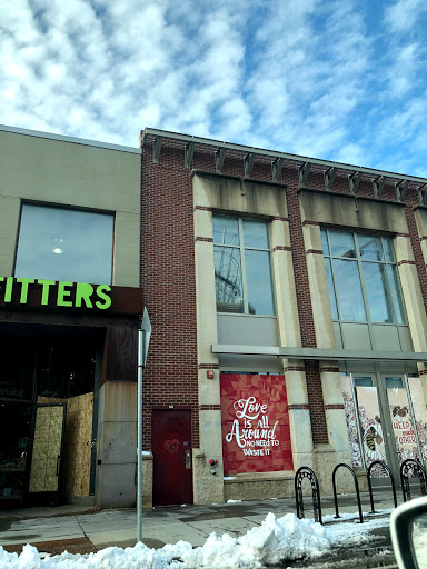 Clothing Store «Urban Outfitters», reviews and photos, 3006 Hennepin Ave S, Minneapolis, MN 55408, USA