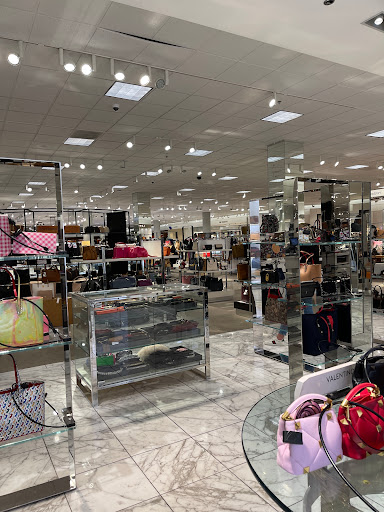 Department Store «Nordstrom Scottsdale Fashion Square», reviews and photos, 7055 E Camelback Rd, Scottsdale, AZ 85251, USA