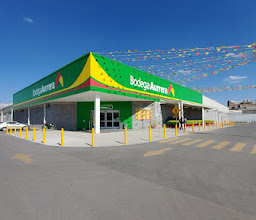 Bodega Aurrera, Aristóteles photo