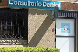 Dra. Eli (Consultorio dental) image