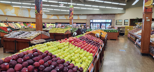 Grocery Store «Villa Park Fruit Market», reviews and photos, 302 W North Ave, Villa Park, IL 60181, USA