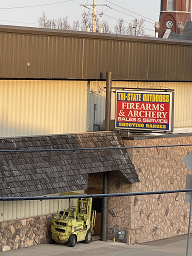Tri-State Outdoors (formerly Central Range), 2100 White St, Dubuque, IA 52001, USA, 