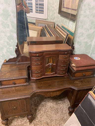 Moving and Storage Service «Two Men and a Truck», reviews and photos, 5801 FL-54, New Port Richey, FL 34652, USA