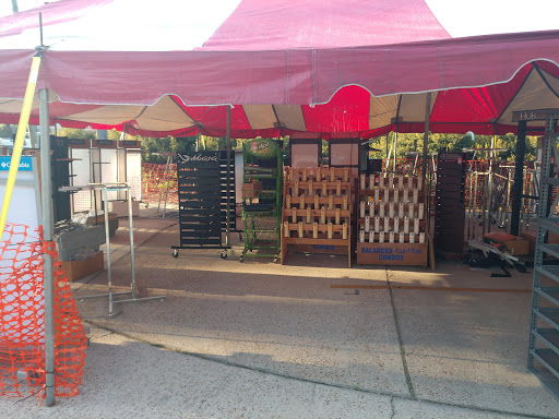 Sporting Goods Store «Half Hitch-Panama City Beach», reviews and photos, 2206 Thomas Dr, Panama City, FL 32408, USA