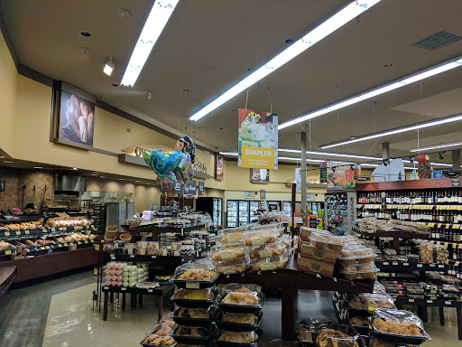 Shopping Mall «Sunset Shopping Center», reviews and photos, 5270 SW Philomath Blvd, Corvallis, OR 97333, USA