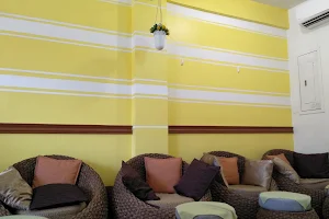 Lemon Nail Salon and Spa image