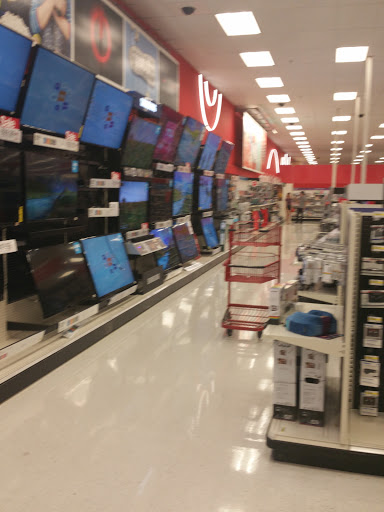 Department Store «Target», reviews and photos, 9830 W Lower Buckeye Rd, Tolleson, AZ 85353, USA