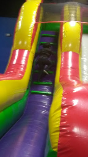 Amusement Center «@ Play Amusements», reviews and photos, 229 Broadhollow Rd, Farmingdale, NY 11735, USA