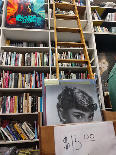 Larry Edmunds Bookshop