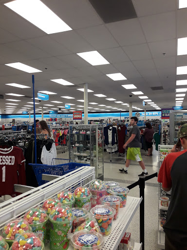 Clothing Store «Ross Dress for Less», reviews and photos, 620 Triangle Shopping Center, Longview, WA 98632, USA