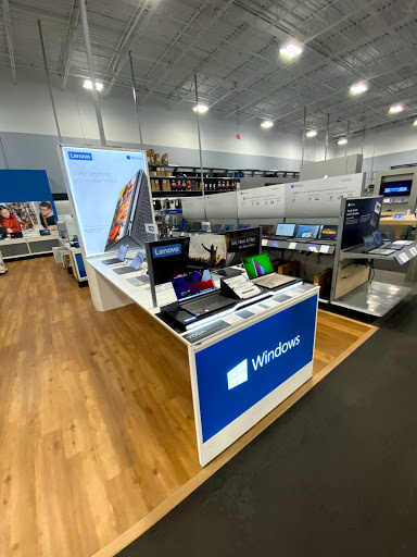 Electronics Store «Best Buy», reviews and photos, 12909 Shops Pkwy, Bee Cave, TX 78738, USA